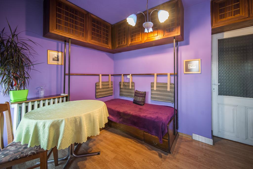 Sunny Apartment โซเฟีย ภายนอก รูปภาพ